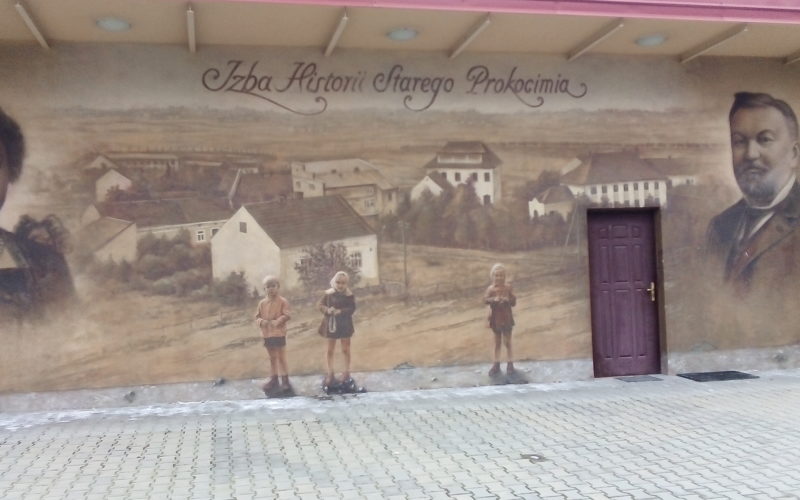 Mural z sylwetką Anny i Erazma Jerzmanowskich