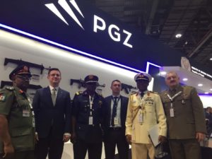Uczestnicy Targów IDEX-2019. Fot. PGZ